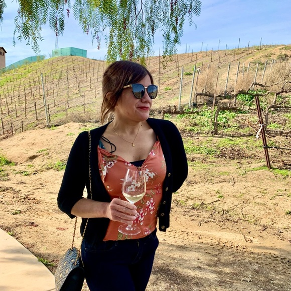 Meet your Posher, Julie - Picture 10 of 11